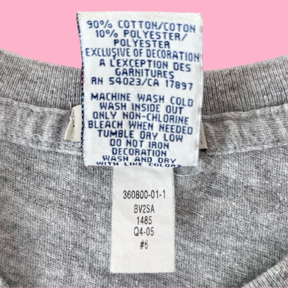 Old Navy Y2k Baby Tee - Picture 5 of 5